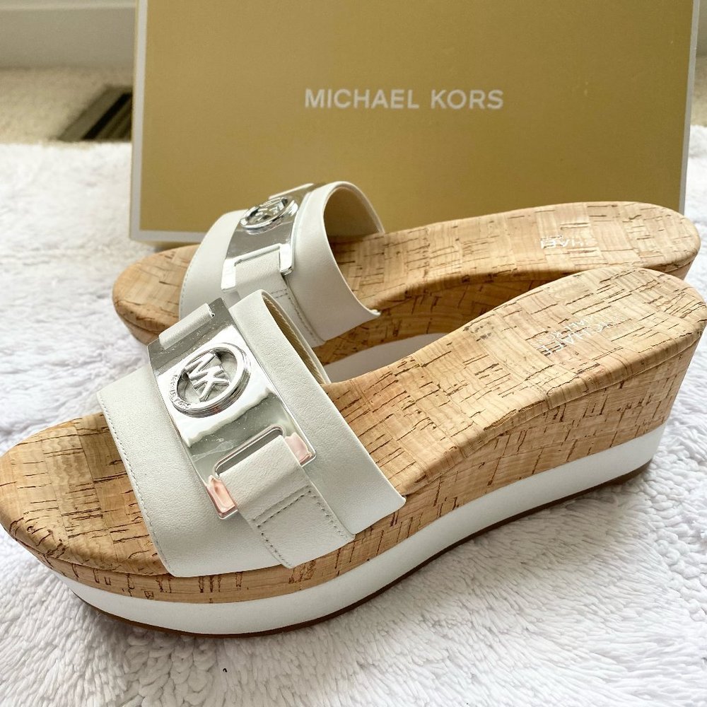 Michael Kors Warren Platform slides